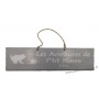 Plaque en bois "Les aventures de P'tit Minou (pelote)" déco Chat fond gris clair