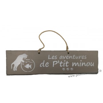Plaque en bois " Les aventures de P'tit Minou et le poisson " déco Chat fond Taupe