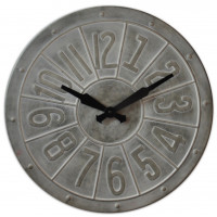 Horloge en métal gris Chiffres Romains