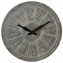 Horloge en métal gris Chiffres Romains