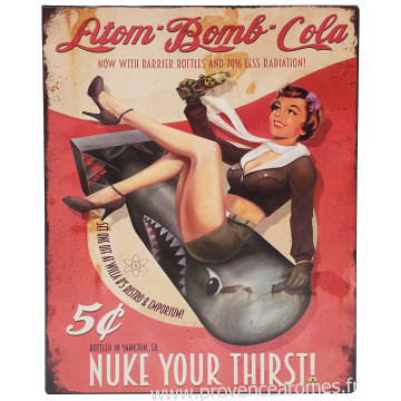 Plaque métal Atom Bomb Cola NUKE YOUR THIRST 25 x 20 cm déco rétro vintage