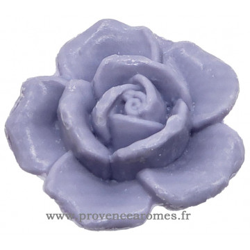 Petit savon en forme de rose lavande