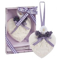 Coffret plâtre parfumé Coeur Arlésiennes à suspendre avec flacon recharge parfum