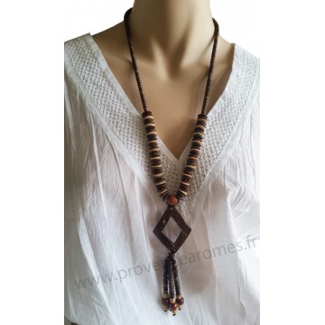 Collier en noix de coco pendentif losange Lara Ethnics modèle 3