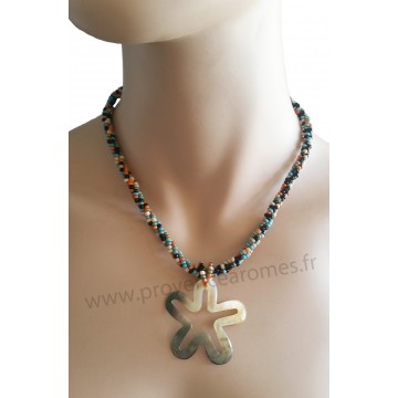 Collier de perles multicolores pendentif étoile de nacre Lara Ethnics
