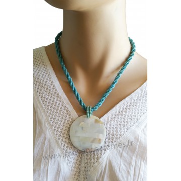 Collier de perles bleues pendentif cercle de nacre Lara Ethnics