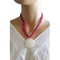 Collier multi-cordons rose fuchsia pendentif cercle en coquillage Lara Ethnics