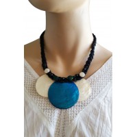 Collier cordon noir 3 cercles de nacre bleus et blancs Lara Ethnics