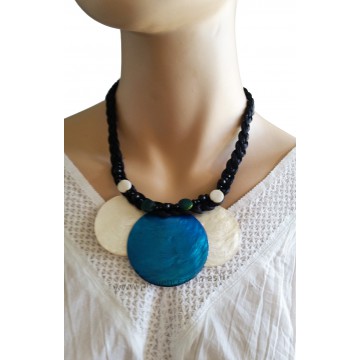 Collier cordon noir 3 cercles de nacre bleus et blancs Lara Ethnics