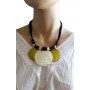 Collier cordon noir 3 cercles de nacre vert et blanc Lara Ethnics