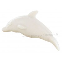 Savon en forme de dauphin blanc