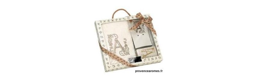 Coffret cadeau personnalisé initiale lettre 